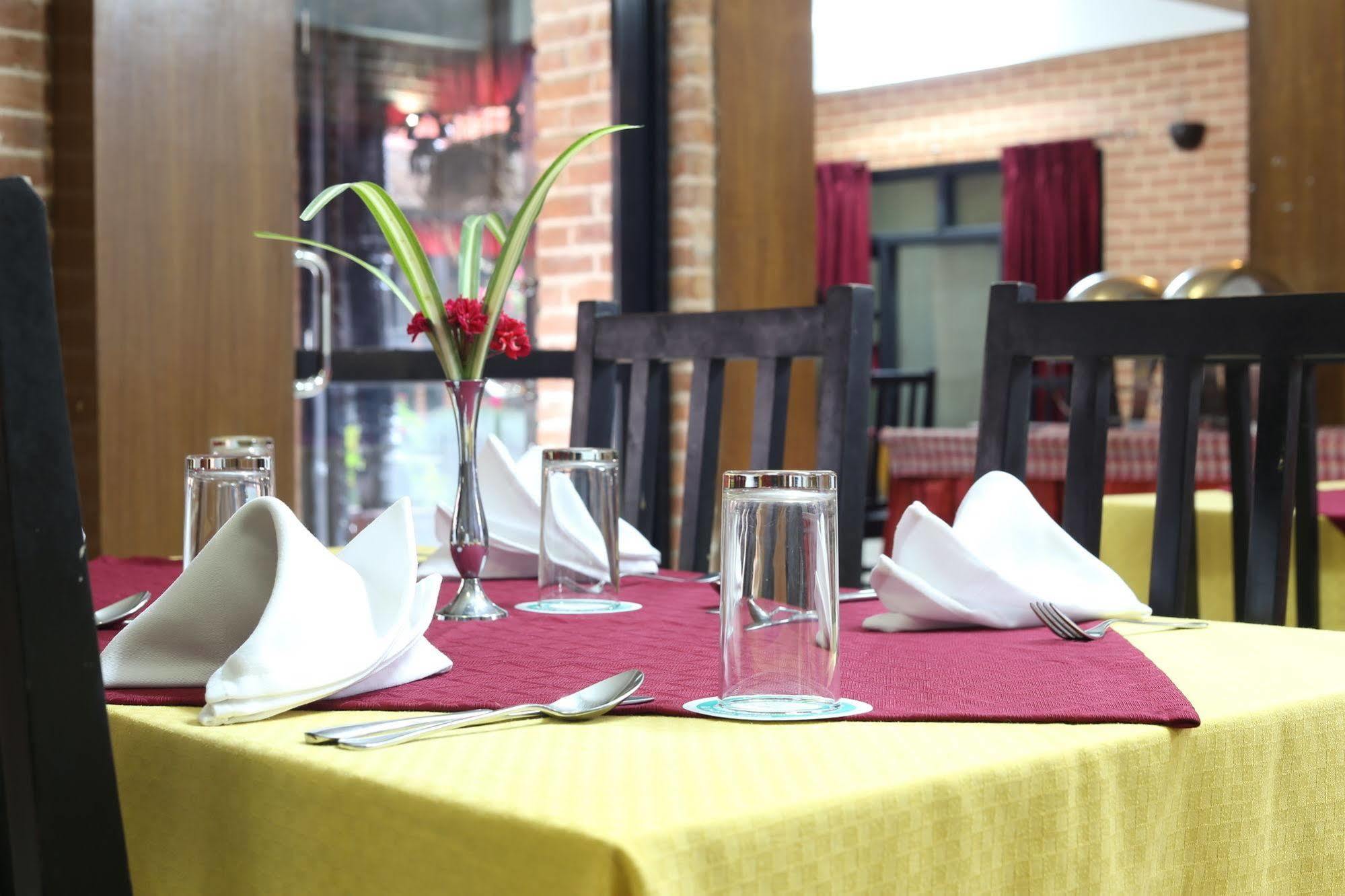 Thamel Eco Resort Kathmandu Exterior foto